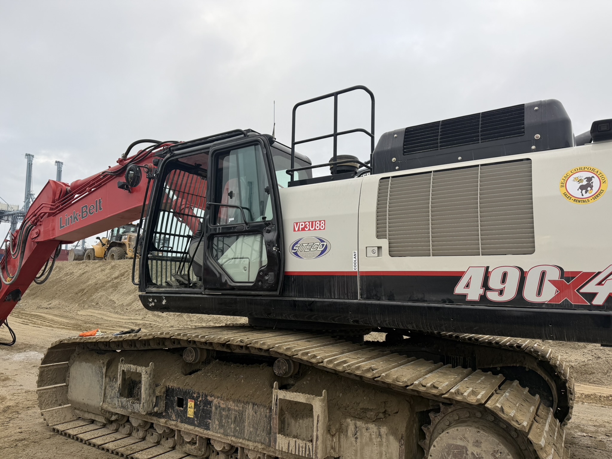 490x4 — cab detail