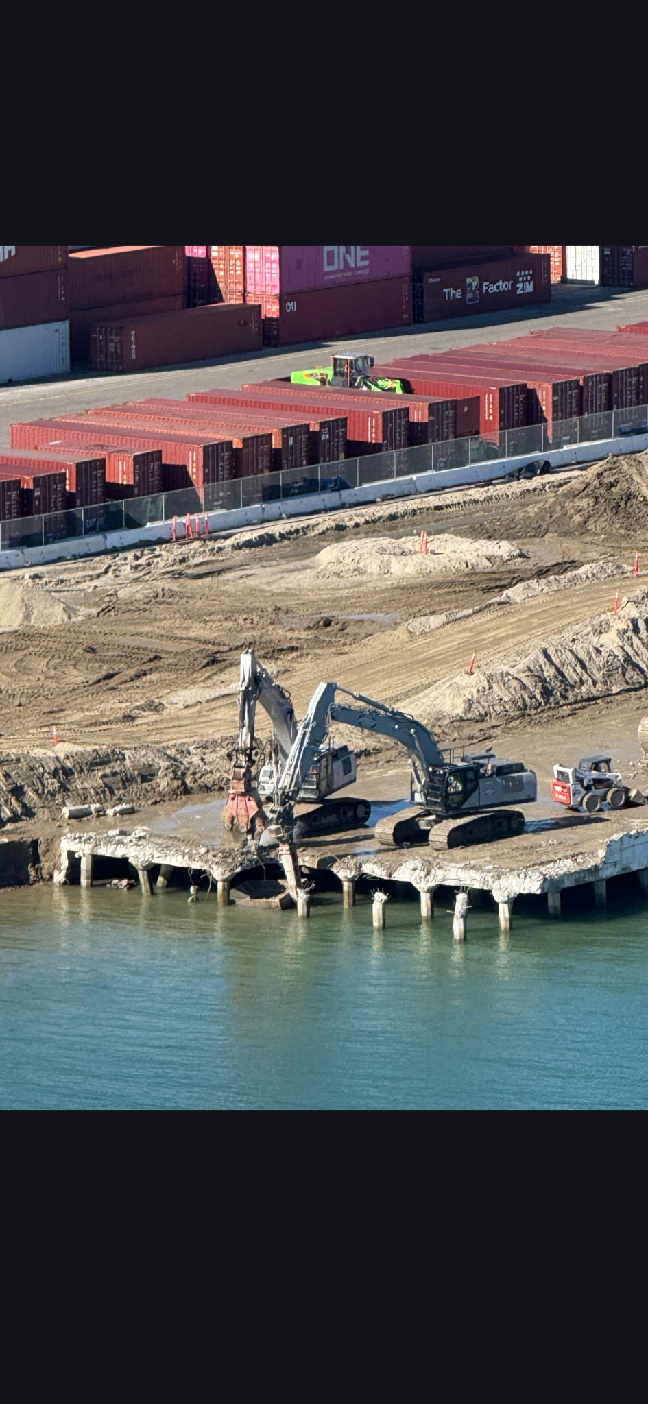 Dual excavator operation